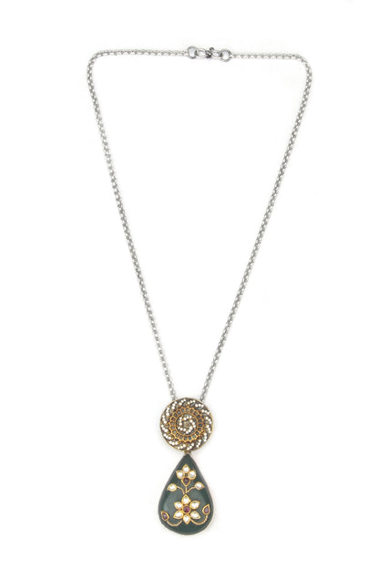 Gold Finish Kundan Polki & Labradorite Stone Pendant Necklace In Sterling Silver