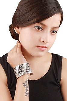 Silver Handcrafted Engraved Adjustable Bracelet In Sterling Silver