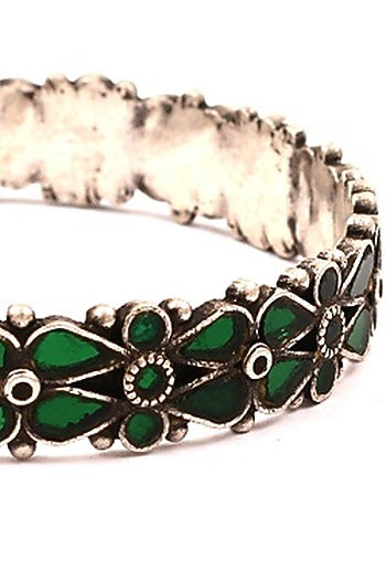 Silver Handcrafted Green Stone Bracelet In Sterling Silver