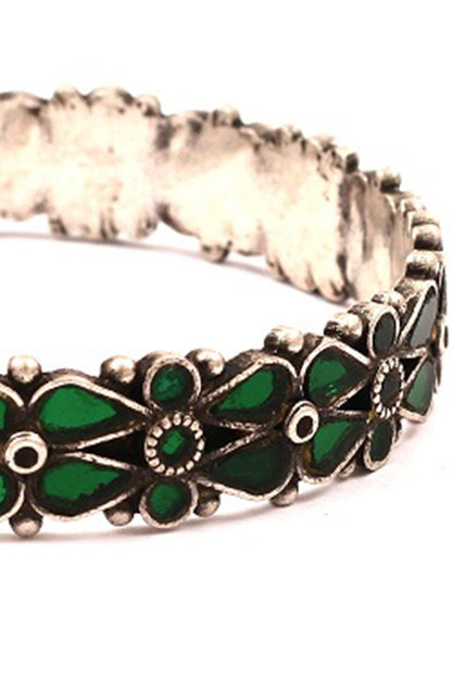 Silver Handcrafted Green Stone Bracelet In Sterling Silver