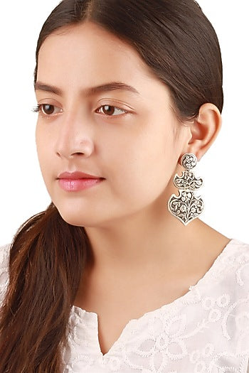 Silver Handcrafted Engraved Dangler Earrings In Sterling Silver