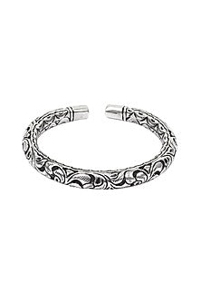 Silver Handcrafted Bacelet In Sterling Silver