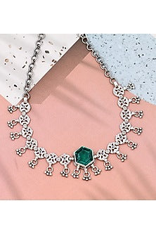Silver Finish Emerald Stone Handmade Necklace In Sterling Silver