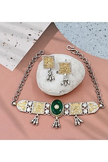 Silver Finish Emerald Stone Handmade Choker Necklace Set In Sterling Silver
