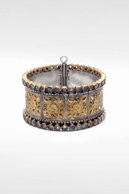 Two Tone Finish Bangle in Silver