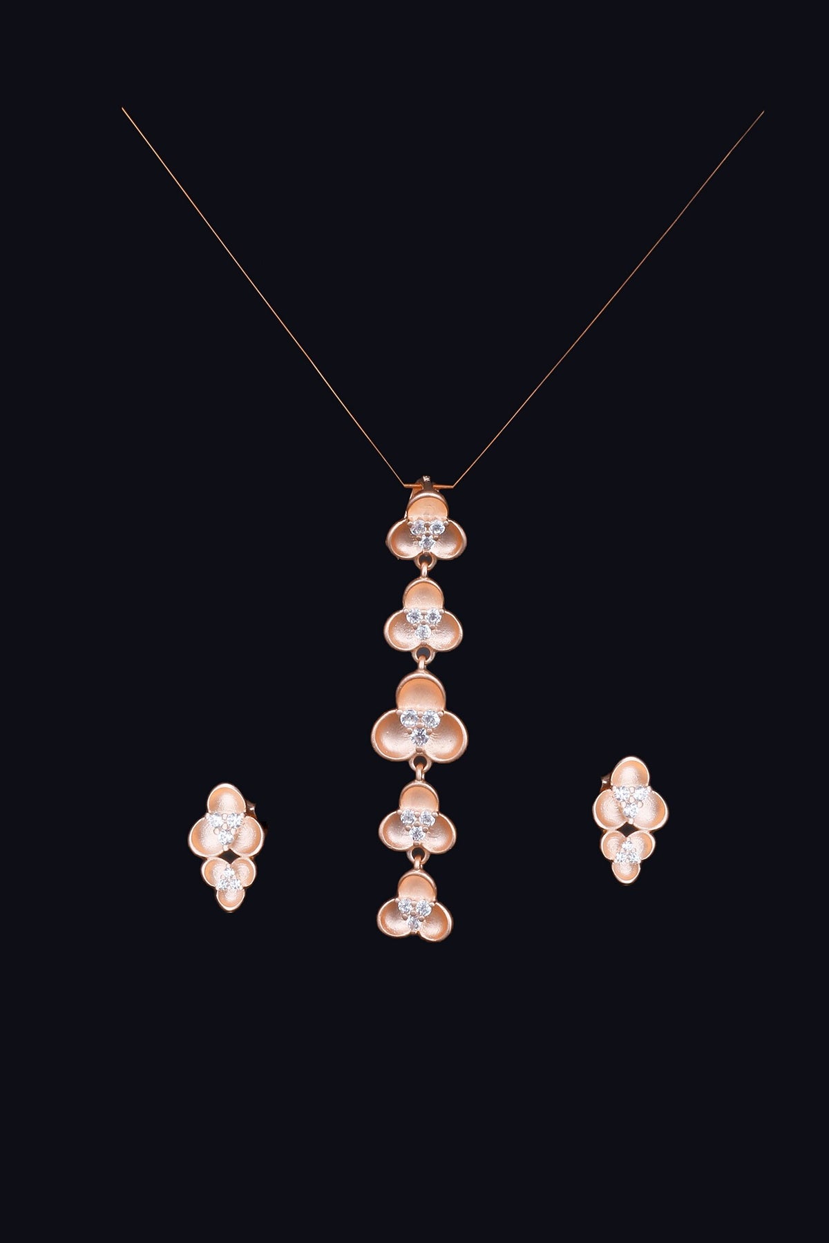 Elise Flower Dangler Pendant With Earrings 