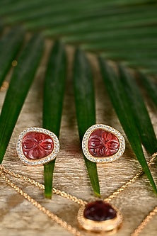 Gold Finish Swarovski & Pink Stone Layered Pendant Necklace Set