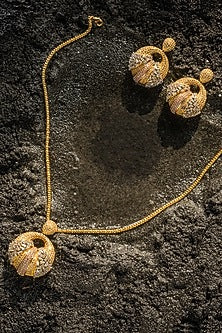 Gold Finish Zircon Pendant Necklace Set