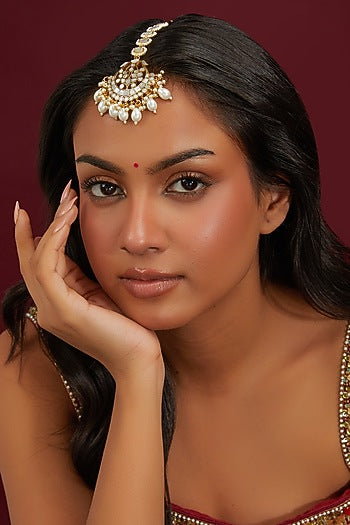 Gold Plated Mother Of Pearl Maangtikka