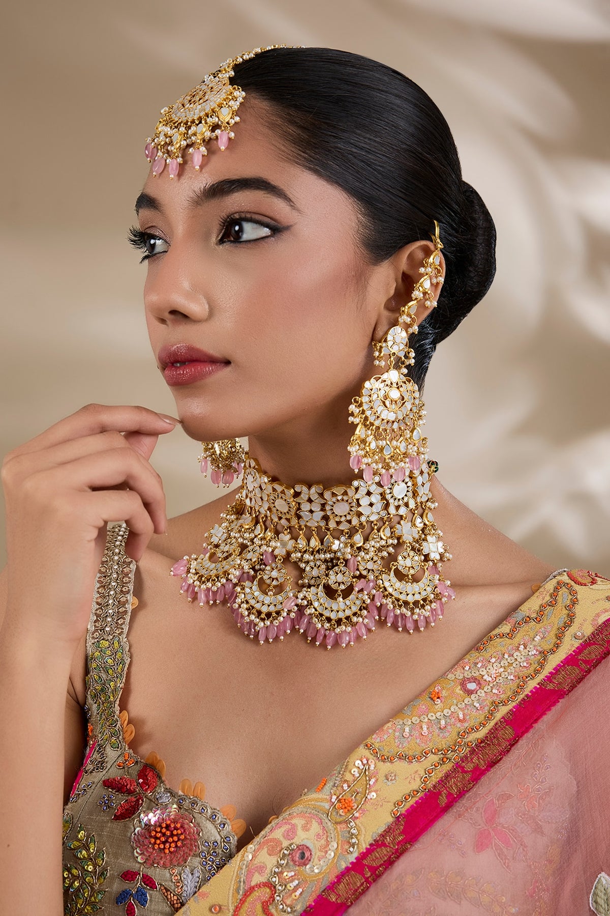 Gold Plated Mother Of Pearl & Semi-precious Stone Choker Necklace Set