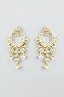 Gold Plated Dangler Earrings With Maang Tikka