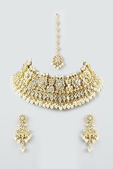 Gold Plated Choker Necklace Set With Kundan Stones