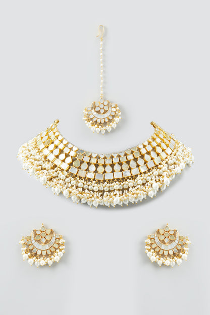 Gold Plated Kundan & Pearls Necklace Set
