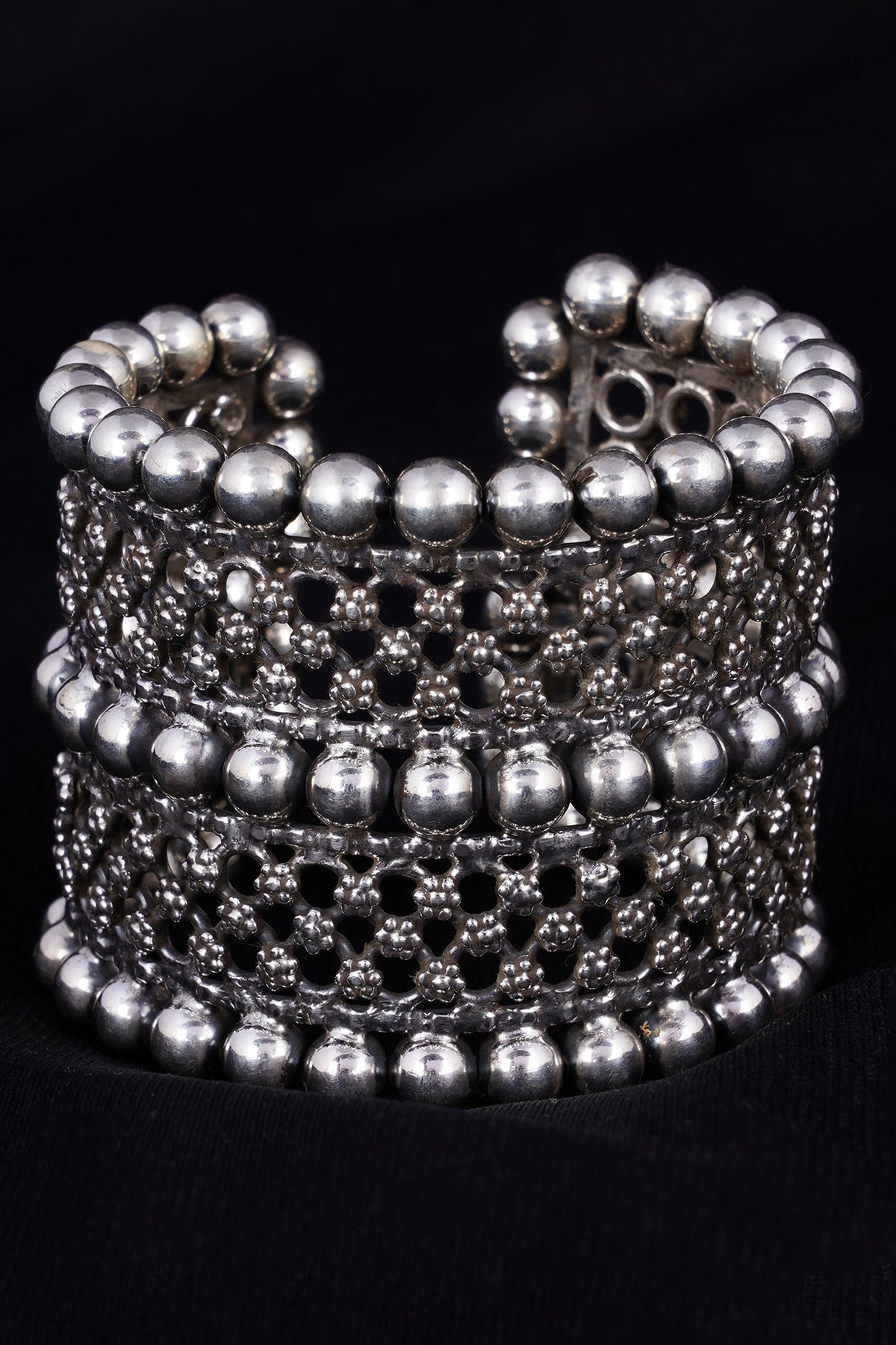 Silver Finish Handcrafted Bracelet In Sterling Silver