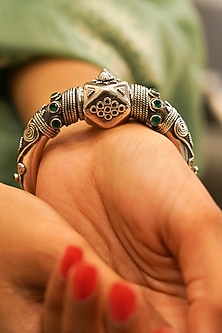 Silver Finish Handcrafted Kada Bangle In Sterling Silver