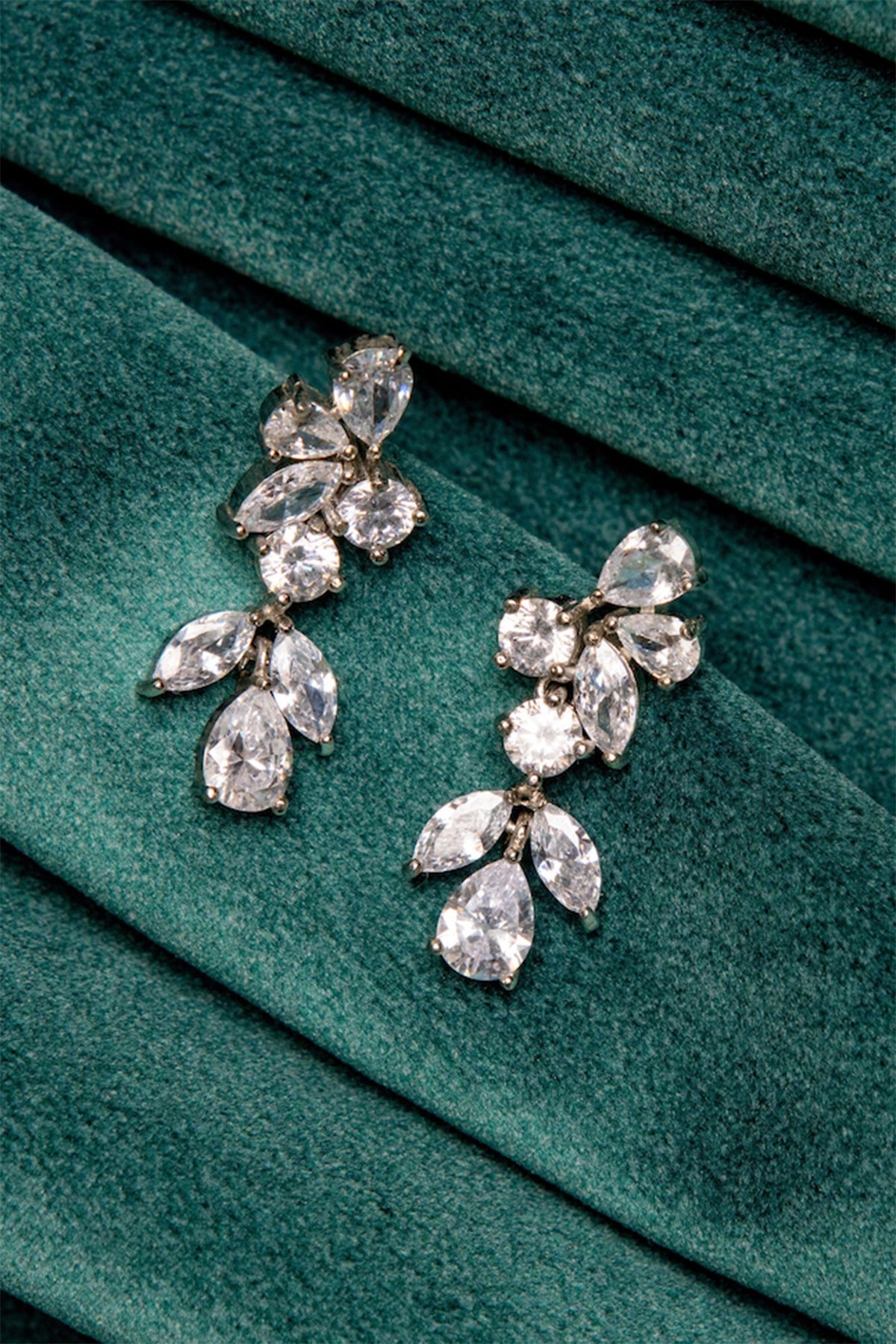 White Rhodium Finish Zircon Dangler Earrings In Sterling Silver