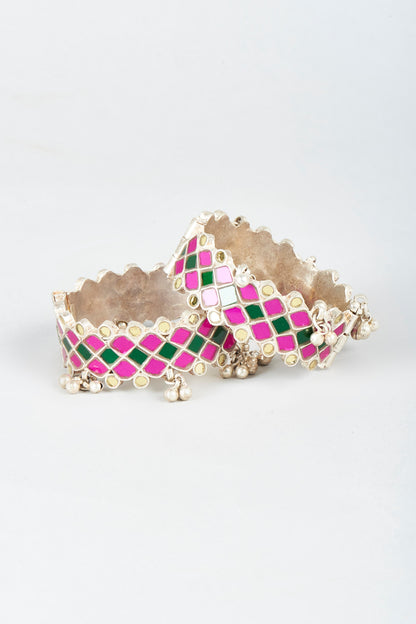 White Finish Bangles With Glass Cut Kundan (Set of 2)