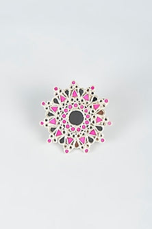 White Finish Ring With Glass Kundan