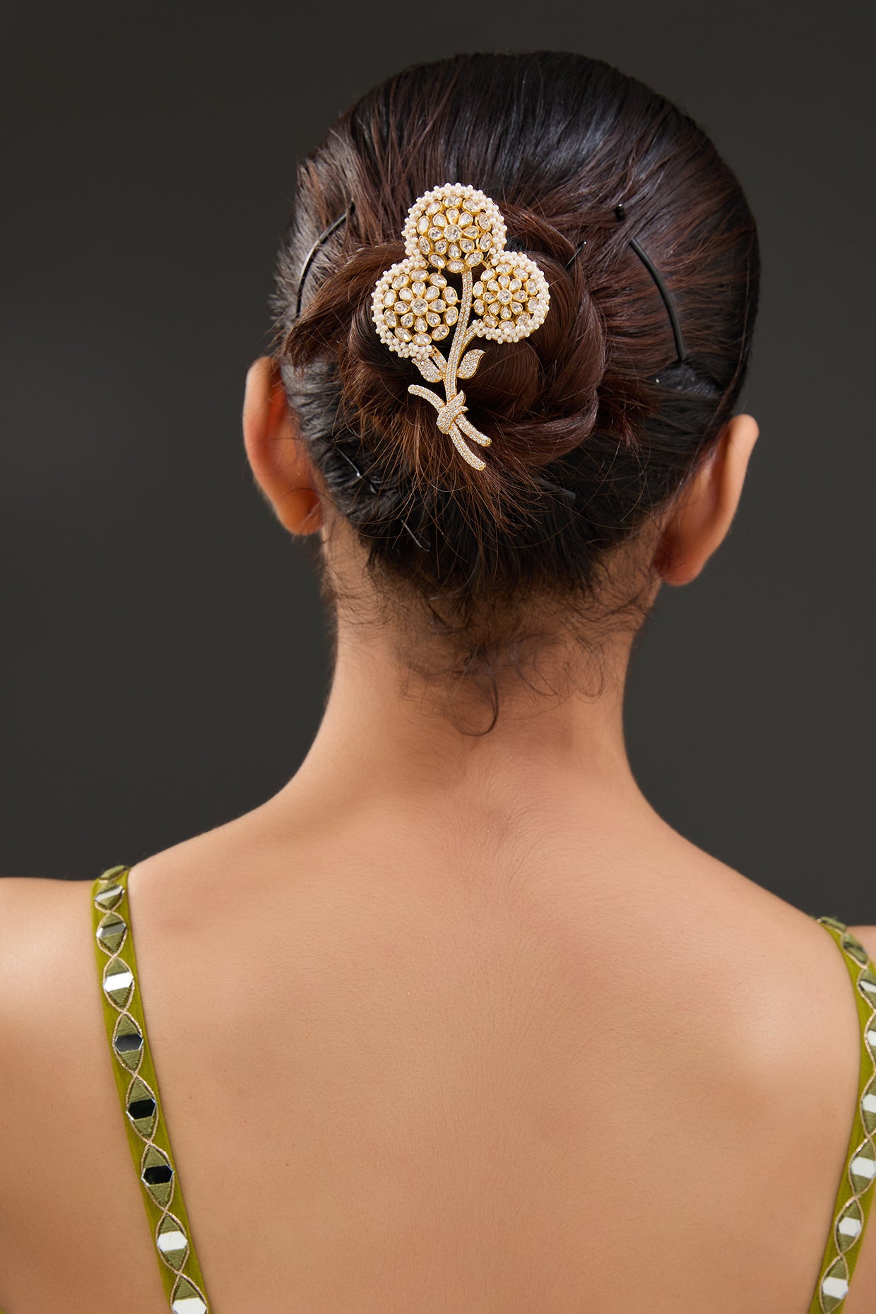 Gold Finish Moissanite Polki Brooch In Sterling Silver