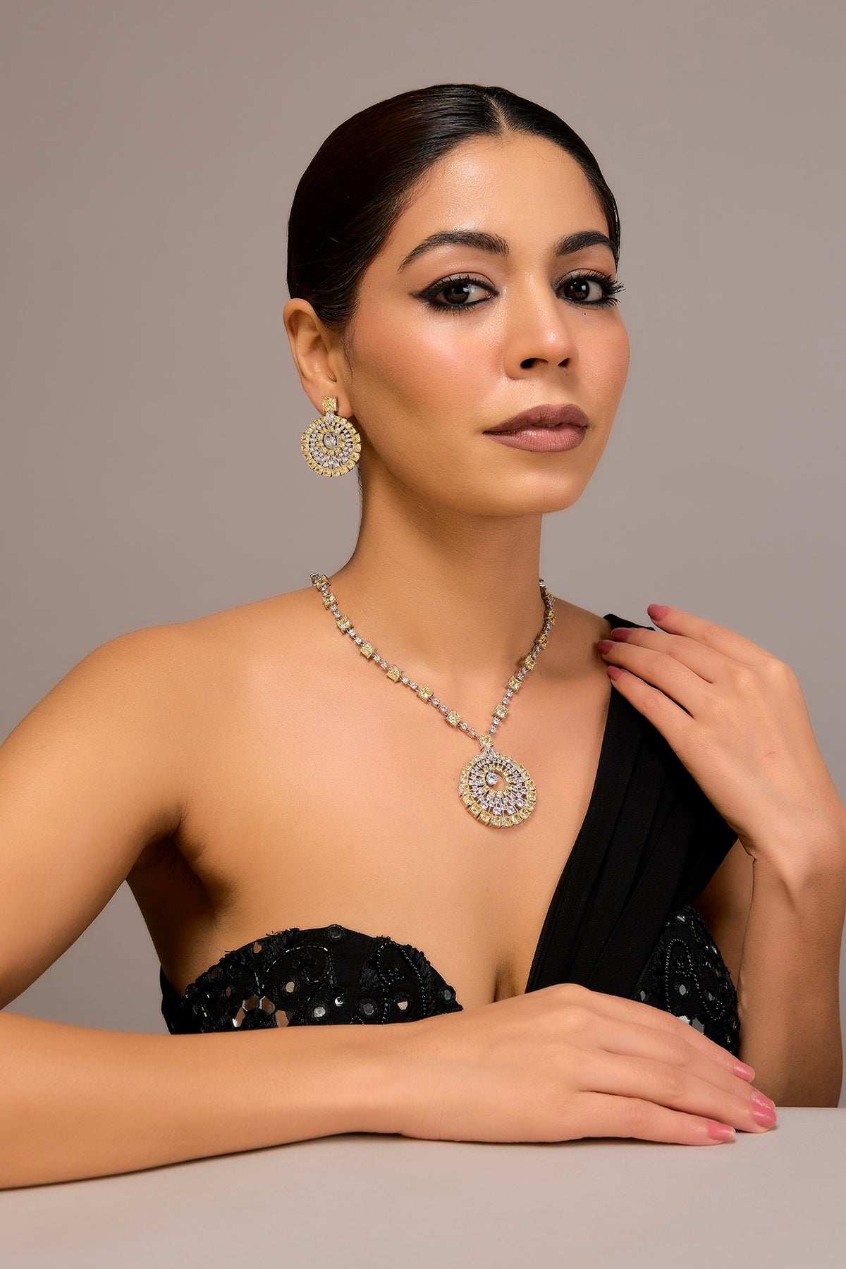 White Finish Zircon & Yellow Stone Necklace Set In Sterling Silver