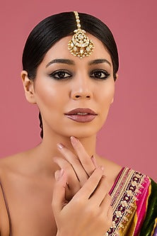 Gold Finish Moissanite Polki & Pearl Maang Tikka In Sterling Silver
