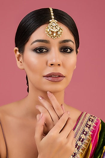 Gold Finish Moissanite Polki & Pearl Maang Tikka In Sterling Silver
