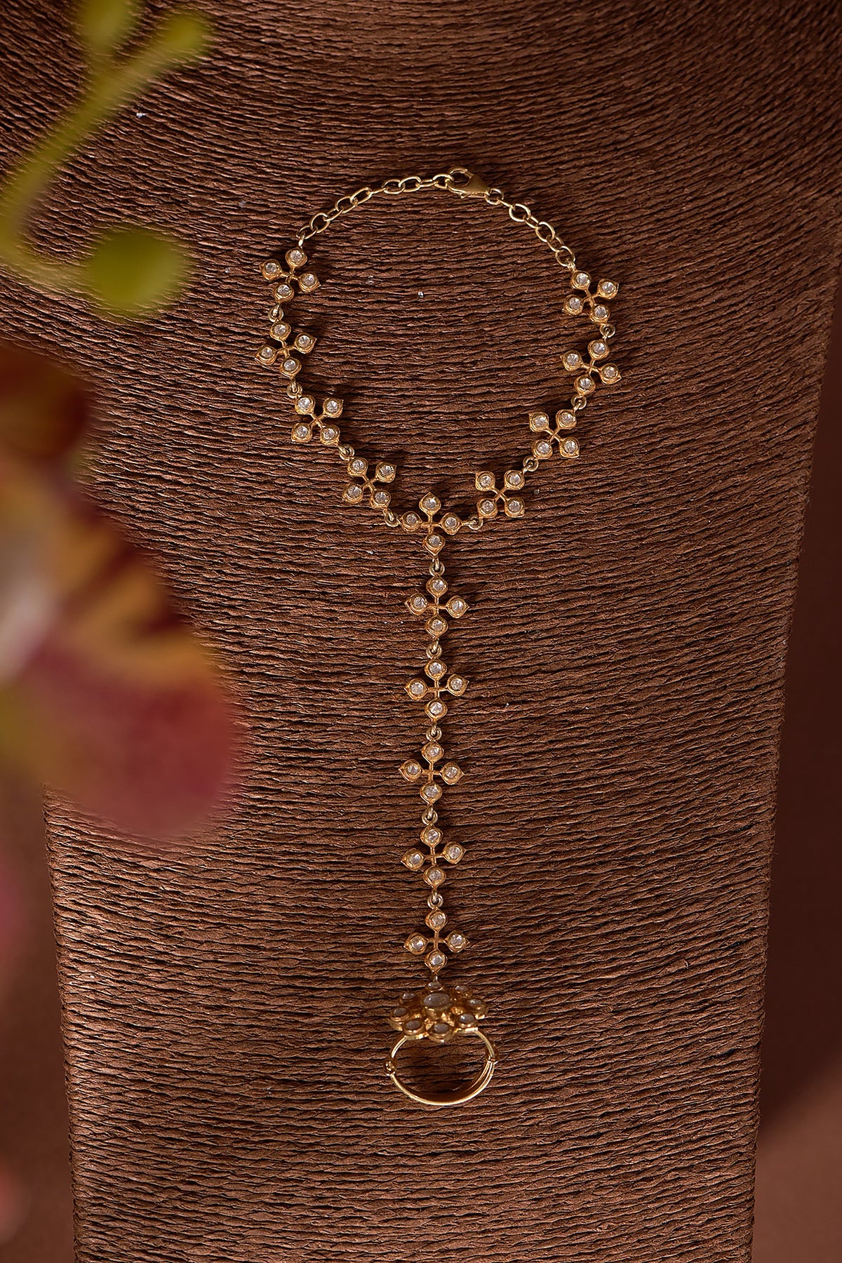 Gold Finish Moissanite Polki Handharness In Sterling Silver