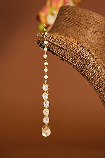 Yellow Gold Finish Moissanite Polki & Shell Pearl Maangtikka In Sterling Silver