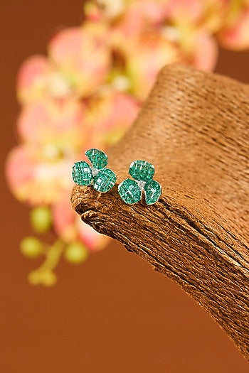 White Gold Finish Eurostar Zircon & Emerald Necklace Set In Sterling Silver