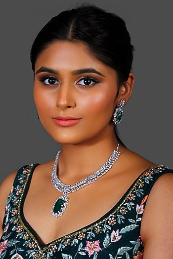 White Finish Zircon & Green Stone Necklace Set