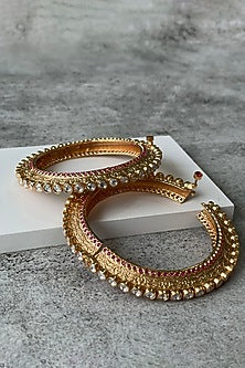 Gold Finish Kundan Polki Bangles (Set of 2)