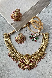Gold Finish Temple Carved Choker Necklace Set