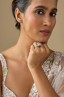 White Finish Zircon Ring