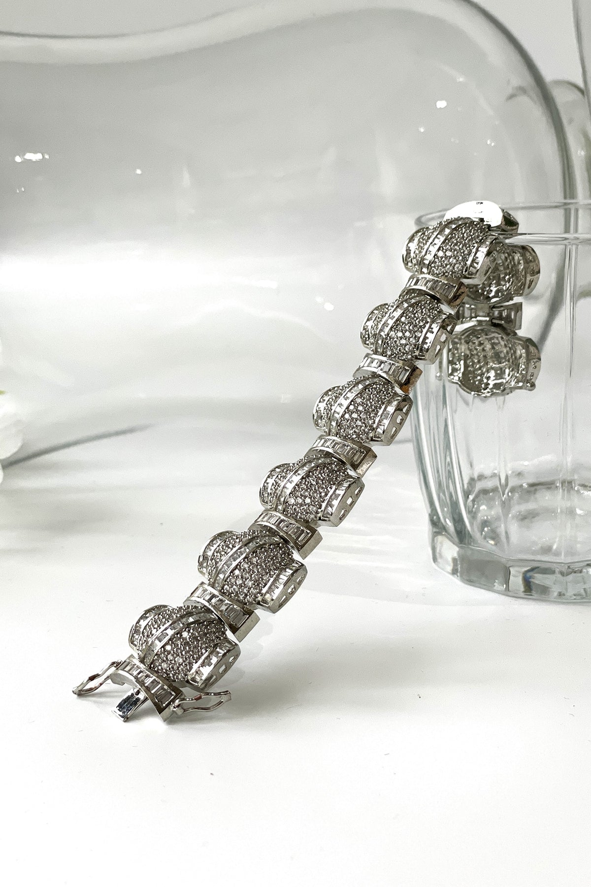 White Finish Zircon Bracelet