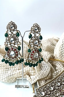 Antique Gold Finish Kundan Polki & Green Synthetic Stone Long Necklace Set