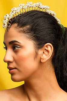 Gold Finish Pearl Mathapatti