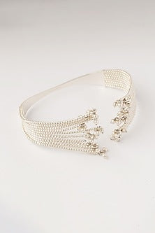 White Finish Twisted Pearl Hand Cuff