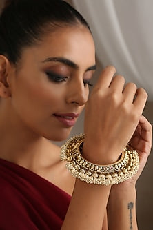 Gold Finish Pearl Temple Kada