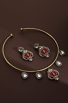 Gold Finish Red Kundan Polki Handcrafted Hasli Necklace Set
