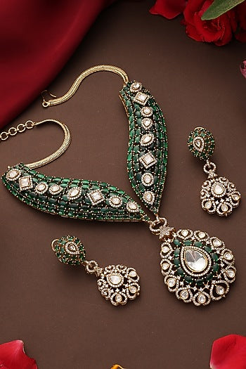 Gold Finish Kundan Polki & Emerald Stone Necklace Set
