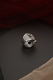 White Finish Zircon & Pearl Ring