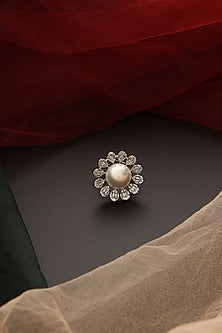 White Finish Zircon Ring