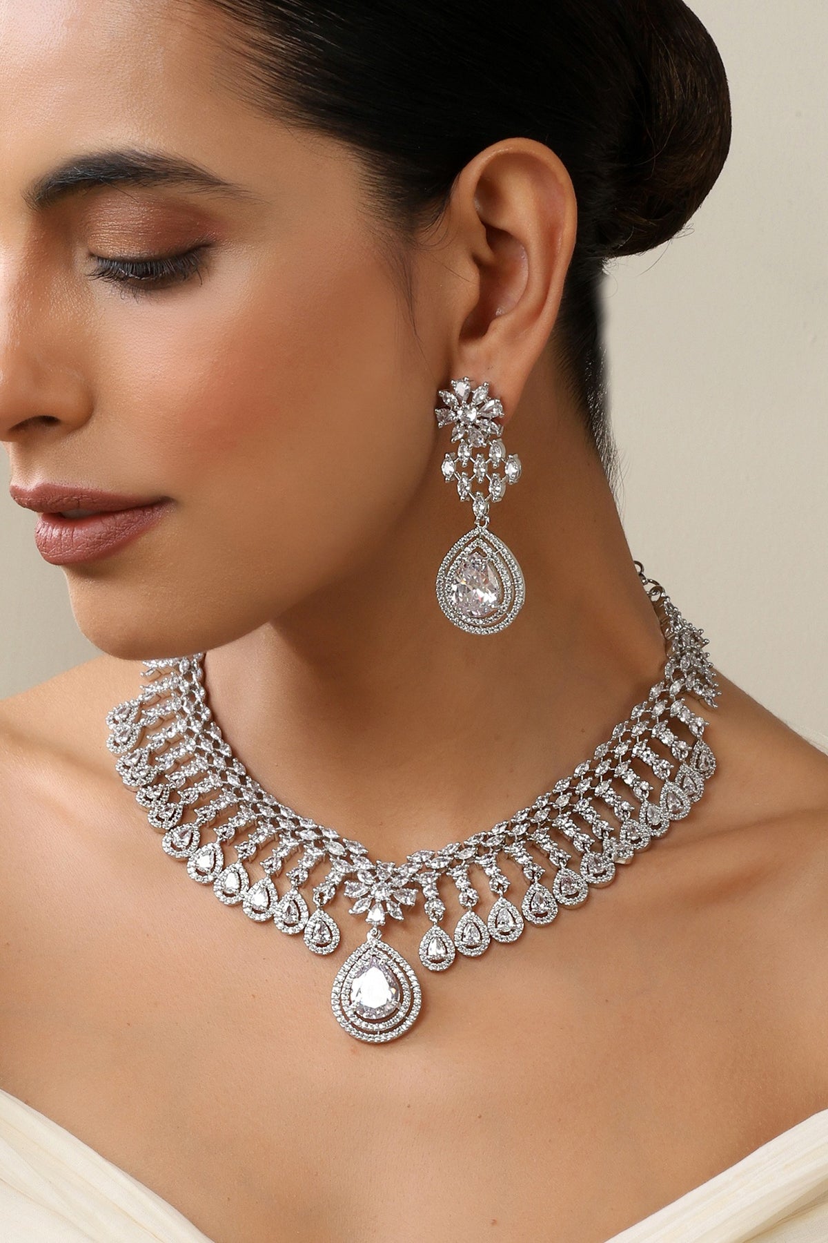 Silver Finish Zircon Necklace Set