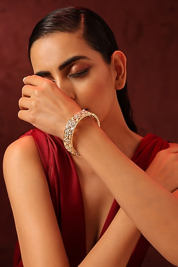 Gold Finish Kundan Polki Bangle