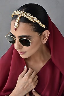 Gold Finish Kundan Polki Mathapatti