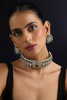 Gold Finish Emerald & Kundan Polki Choker Necklace Set