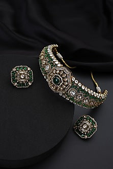 Gold Finish Emerald & Kundan Polki Choker Necklace Set