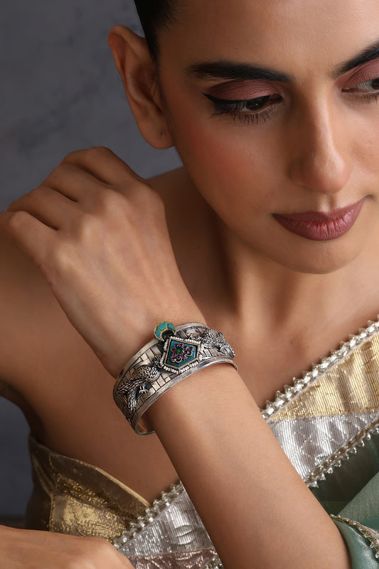 Silver Finish Kundan Polki Handcrafted Cuff