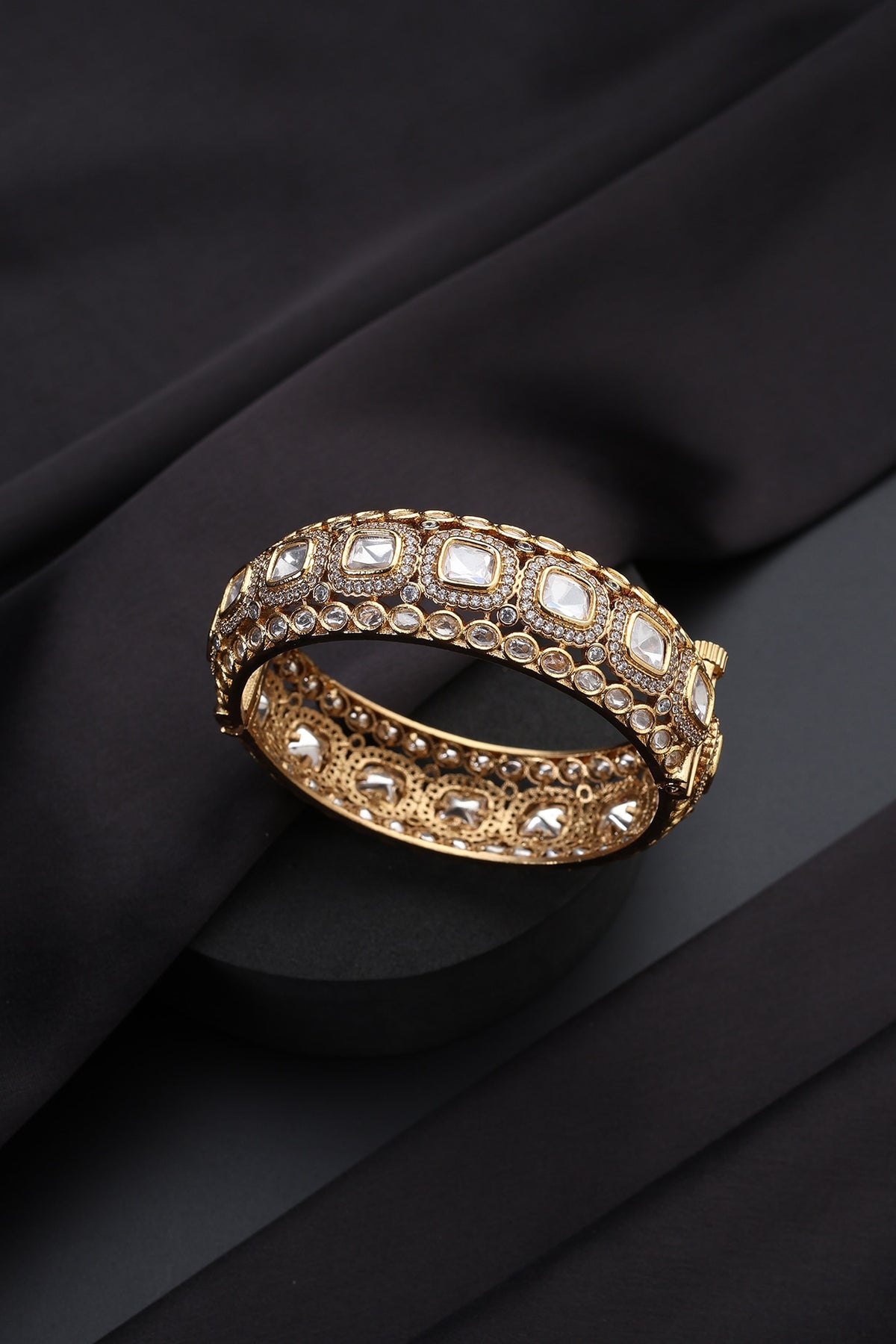 Gold Finish Kundan Polki Openable Kada