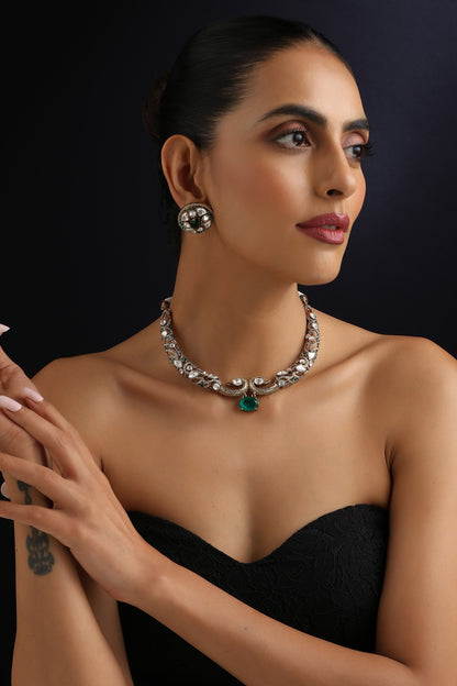 Gold Finish Green Kundan Polki Hasli Necklace Set